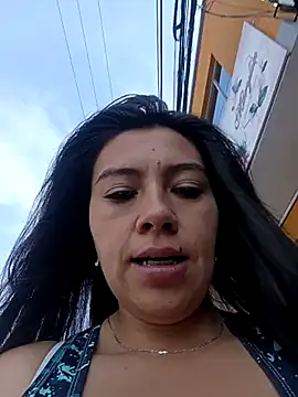 Snapshot of LIZ-06_ chatting on March 10, 2025, 1:32 pm LIZ-06 online show from March 10, 2025, 1:32 pm