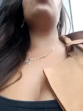 Snapshot of LIZ-06_ chatting on March 11, 2025, 9:04 pm LIZ-06 online show from March 11, 2025, 9:04 pm