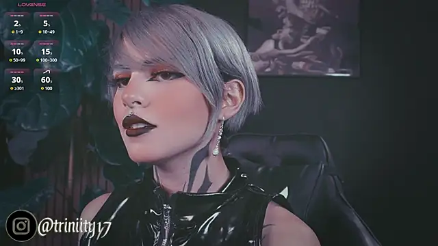 Snapshot of Trinity___s chatting on January 26, 2025, 5:02 pm Trinity s online show from January 26, 2025, 5:02 pm