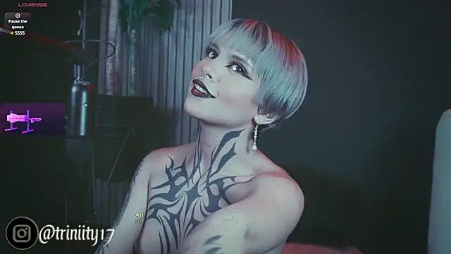 Snapshot of Trinity___s chatting on February 10, 2025, 9:36 pm Trinity s online show from February 10, 2025, 9:36 pm