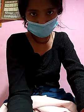 BabySlimmy10 online show from December 13, 2024, 7:10 pm