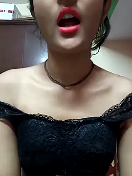 BabySlimmy10 online show from February 15, 2025, 7:06 pm