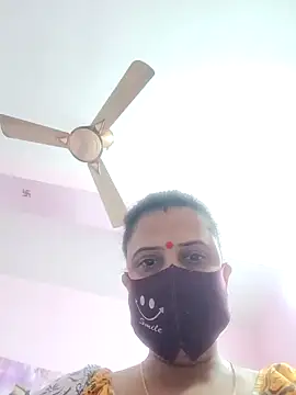 Cute-manisha online show from January 22, 2025, 4:02 pm