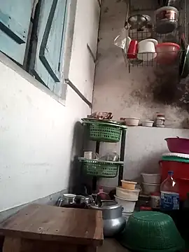 Snapshot of Hotty-rumi chatting on February 17, 2025, 12:05 pm Hotty-rumi online show from February 17, 2025, 12:05 pm