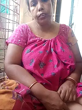 Snapshot of Hotty-rumi chatting on March 13, 2025, 9:10 am Hotty-rumi online show from March 13, 2025, 9:10 am