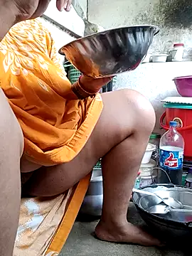 Snapshot of Hotty-rumi chatting on March 17, 2025, 5:23 am Hotty-rumi online show from March 17, 2025, 5:23 am