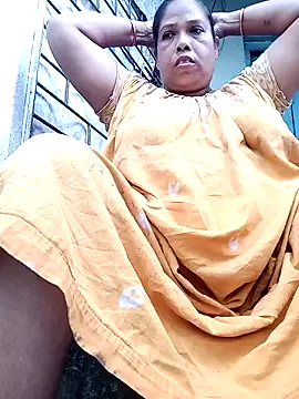 Snapshot of Hotty-rumi chatting on September 16, 2025, 11:44 am Hotty-rumi online show from September 16, 2025, 11:44 am