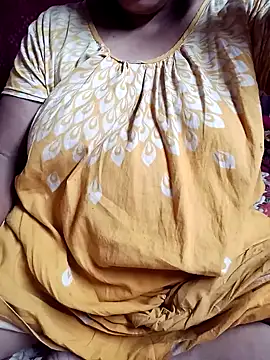 Snapshot of Hotty-rumi chatting on October 10, 2025, 4:50 pm Hotty-rumi online show from October 10, 2025, 4:50 pm