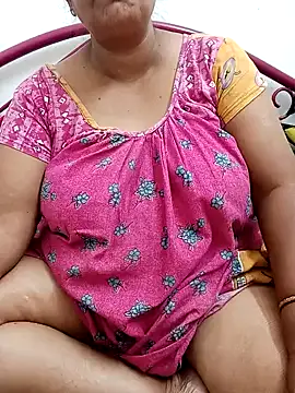 Snapshot of Hotty-rumi chatting on November 15, 2025, 3:30 pm Hotty-rumi online show from November 15, 2025, 3:30 pm