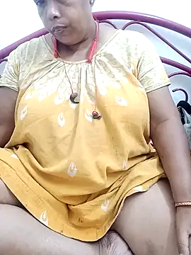 Snapshot of Hotty-rumi chatting on November 28, 2025, 4:42 pm Hotty-rumi online show from November 28, 2025, 4:42 pm