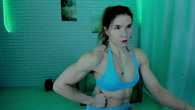 Lisa Ray online show from November 20, 2025, 11:37 pm