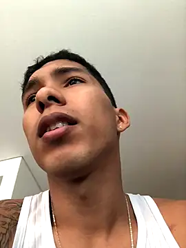 Snapshot of maximo_vega_newv chatting on September 29, 2025, 8:46 pm maximo vega newv online show from September 29, 2025, 8:46 pm