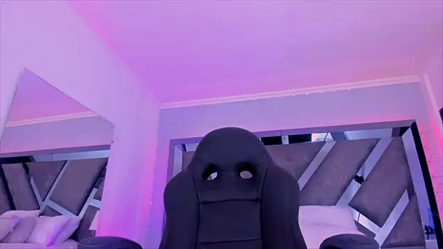 Snapshot of AlliJadid chatting on February 18, 2025, 2:06 pm AlliJadid online show from February 18, 2025, 2:06 pm