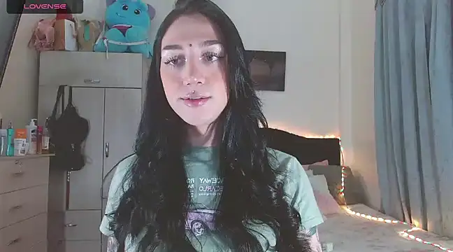 Snapshot of karla_zambrano chatting on March 21, 2025, 8:08 pm karla zambrano online show from March 21, 2025, 8:08 pm