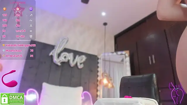 Snapshot of SHARONN____ chatting on March 8, 2025, 10:00 am SHARONN online show from March 8, 2025, 10:00 am