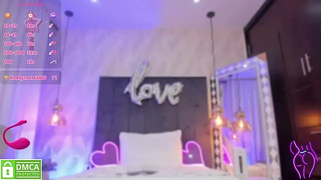 Snapshot of SHARONN____ chatting on March 11, 2025, 7:15 am SHARONN online show from March 11, 2025, 7:15 am