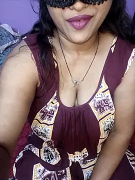 Sexy Mona Bhabhi online show from October 9, 2025, 5:33 pm