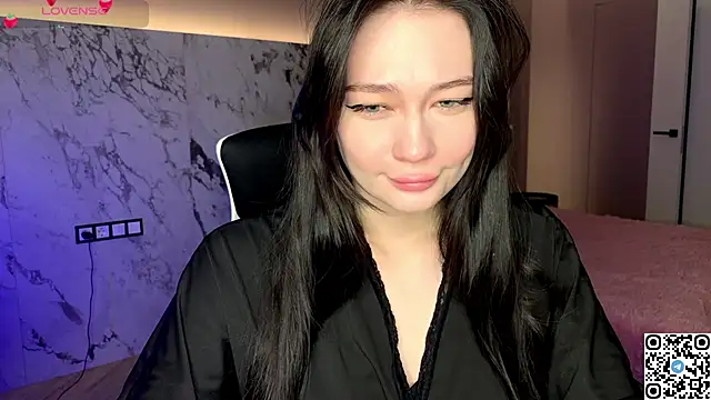 Snapshot of Misty_Rose chatting on January 6, 2025, 5:19 am Misty Rose online show from January 6, 2025, 5:19 am