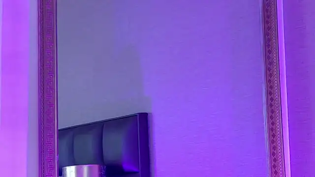 FoxyJoy online show from November 20, 2025, 5:18 am