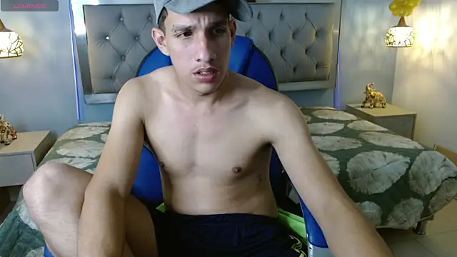 Snapshot of Jheidertwink chatting on December 29, 2024, 9:28 am Jheidertwink online show from December 29, 2024, 9:28 am