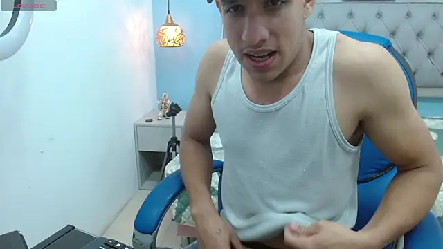 Snapshot of Jheidertwink chatting on December 30, 2024, 3:36 am Jheidertwink online show from December 30, 2024, 3:36 am