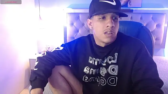 Snapshot of Jheidertwink chatting on January 17, 2025, 7:30 am Jheidertwink online show from January 17, 2025, 7:30 am