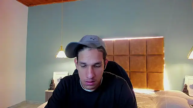 Snapshot of Jheidertwink chatting on September 26, 2025, 12:31 pm Jheidertwink online show from September 26, 2025, 12:31 pm