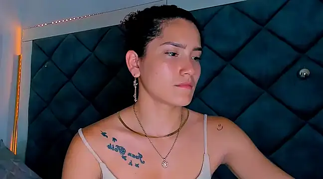 Nellyhills online show from February 4, 2025, 7:11 pm