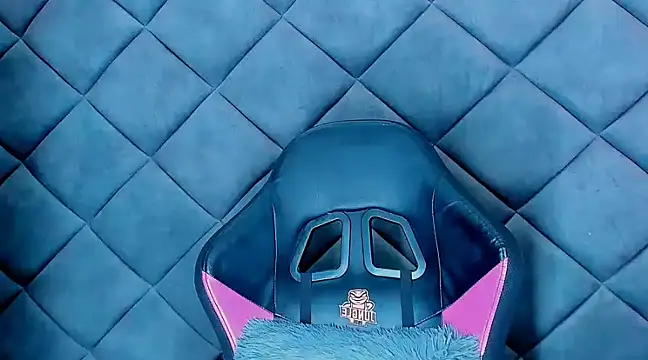 Nellyhills online show from February 10, 2025, 9:04 pm