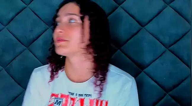 Nellyhills online show from February 13, 2025, 6:05 pm