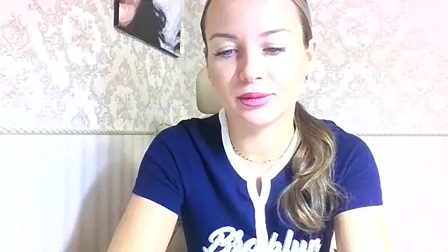 Snapshot of jennifer838 chatting on October 5, 2025, 1:42 pm jennifer838 online show from October 5, 2025, 1:42 pm