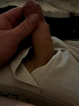 Snapshot of EhemannTotti chatting on December 2, 2025, 12:38 am EhemannTotti online show from December 2, 2025, 12:38 am