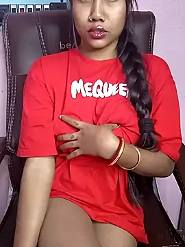 Sexy Noorha online show from January 8, 2025, 3:07 pm