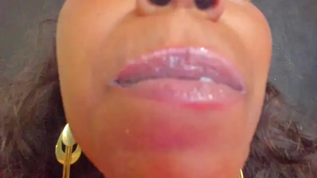 KamariaFyre online show from March 22, 2025, 6:14 pm