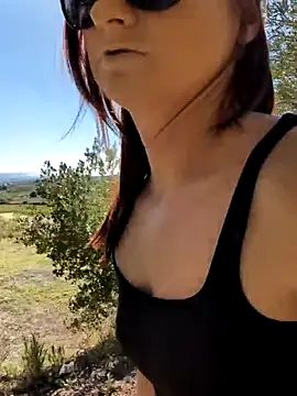 Samira-Summer online show from October 24, 2025, 9:28 am