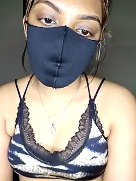 Snapshot of Olivia3 chatting on February 2, 2025, 12:09 am Olivia3 online show from February 2, 2025, 12:09 am