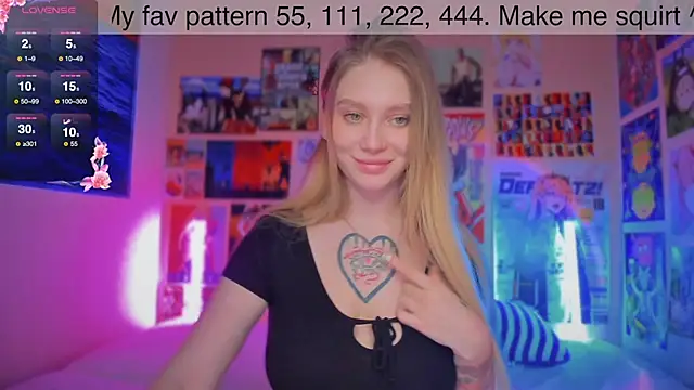 Snapshot of AliceMilman chatting on March 14, 2025, 12:07 pm AliceMilman online show from March 14, 2025, 12:07 pm