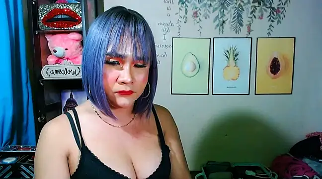 Snapshot of MS_SexCumEducation_TS chatting on March 19, 2025, 2:35 pm MS SexCumEducation TS online show from March 19, 2025, 2:35 pm