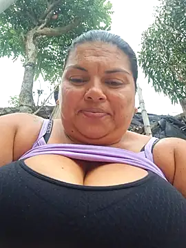 Snapshot of chubby_sexy_big_tits chatting on March 7, 2025, 6:33 pm chubby sexy big tits online show from March 7, 2025, 6:33 pm