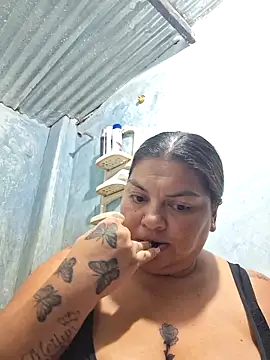 Snapshot of chubby_sexy_big_tits chatting on October 29, 2025, 11:50 pm chubby sexy big tits online show from October 29, 2025, 11:50 pm