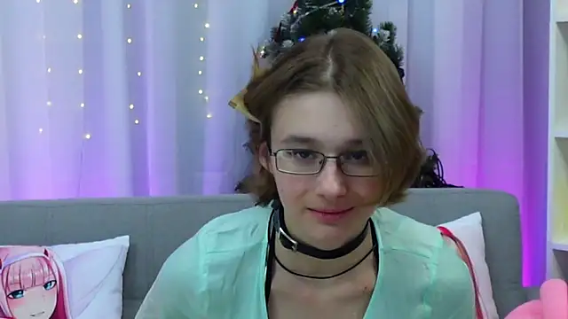 Snapshot of Silva-Tail chatting on January 18, 2025, 12:13 am Silva-Tail online show from January 18, 2025, 12:13 am