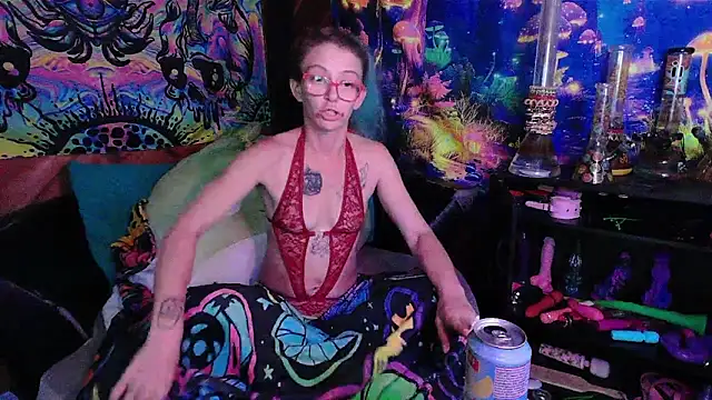 Stonermama666420 online show from September 16, 2025, 3:40 am