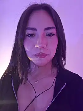 Snapshot of Melody_04 chatting on November 7, 2025, 3:17 am Melody 04 online show from November 7, 2025, 3:17 am