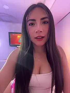 Snapshot of Melody_04 chatting on November 30, 2025, 5:00 am Melody 04 online show from November 30, 2025, 5:00 am