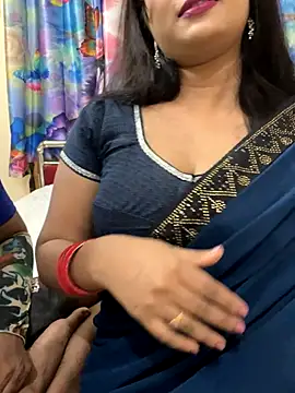 Snapshot of ascuple chatting on October 15, 2025, 5:46 pm ascuple online show from October 15, 2025, 5:46 pm