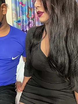 Snapshot of ascuple chatting on November 4, 2025, 4:28 pm ascuple online show from November 4, 2025, 4:28 pm