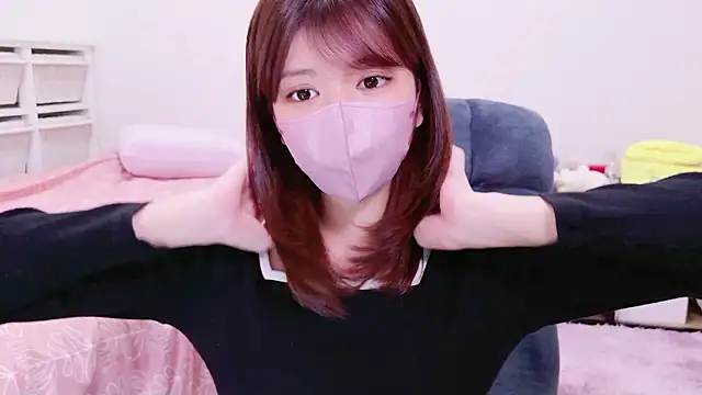 Snapshot of Runarunapi chatting on October 14, 2025, 8:15 am Runarunapi online show from October 14, 2025, 8:15 am