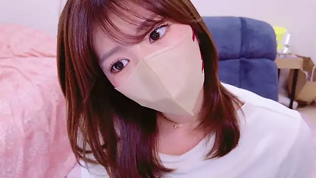 Snapshot of Runarunapi chatting on October 19, 2025, 2:18 pm Runarunapi online show from October 19, 2025, 2:18 pm