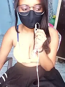 Snapshot of hinaa_khan chatting on September 18, 2025, 11:45 am hinaa khan online show from September 18, 2025, 11:45 am