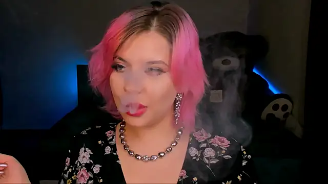 evaharve online show from February 1, 2025, 2:16 am